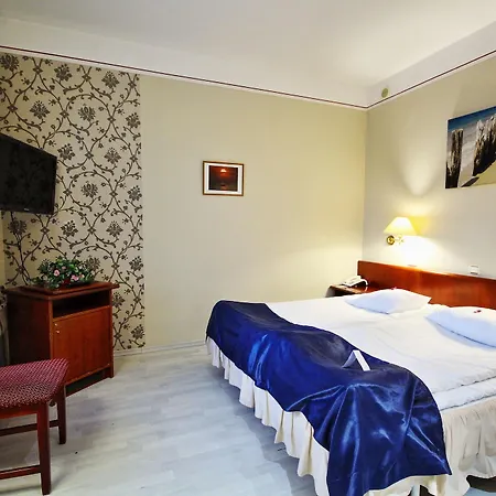Nb With Free Parking מלון 3*